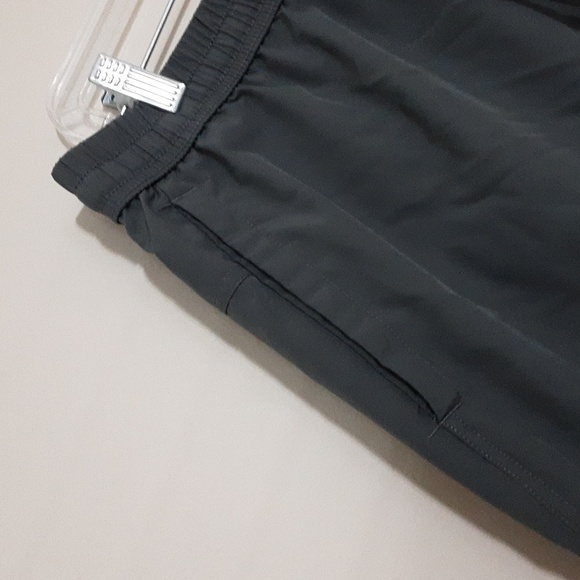 Nike Athletic Shorts  Training Dri-FIT Form 7inch men’s XL/TG retro gray outdoor - Picture 3 of 8